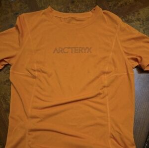 Arc'teryx Ether Crew Top Womens Orange Shirt Size XS